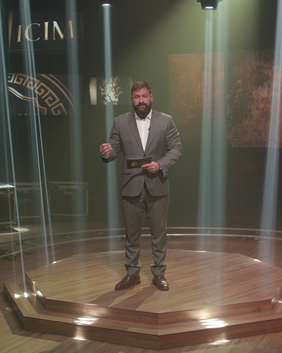 Institute CIM — Dr. Italo Marsili in the recording studio